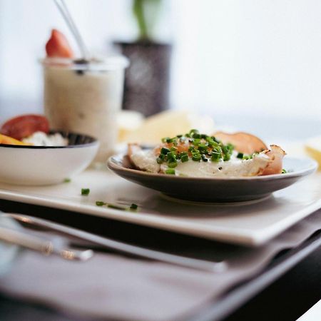 Badhaus - Hotel/Restaurant/Cafe บาดฮัลล์ ภายนอก รูปภาพ