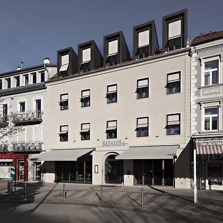 Badhaus - Hotel/Restaurant/Cafe บาดฮัลล์ ภายนอก รูปภาพ