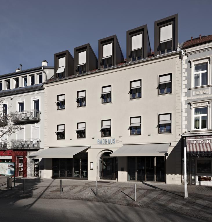 Badhaus - Hotel/Restaurant/Cafe บาดฮัลล์ ภายนอก รูปภาพ