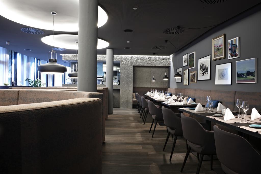 Badhaus - Hotel/Restaurant/Cafe บาดฮัลล์ ภายนอก รูปภาพ